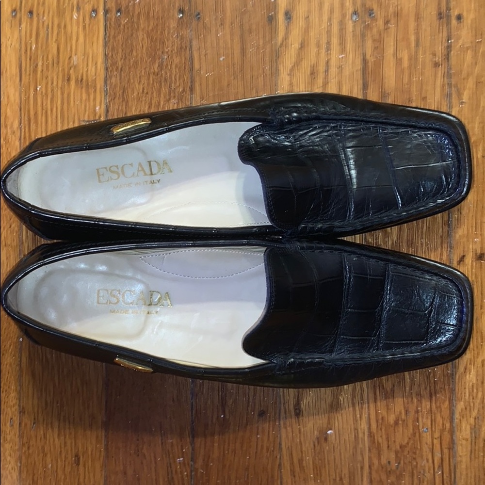 Escada loafers